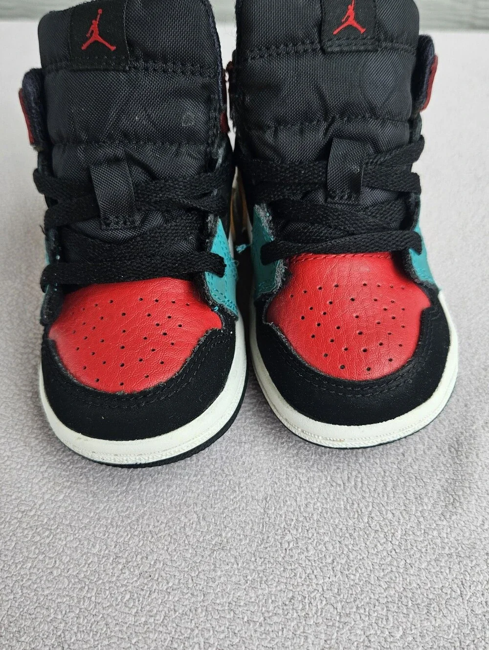 Nike Air Jordan 1 Mid TD Toddler SZ 6 Sneakers Multi-Color 90's Retro 640735-125
